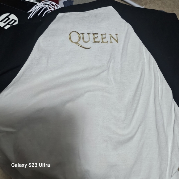 Queen Crazy Little Thing Called Love Raglan Varsity T-Shirt Unisex S - Picture 5 of 5